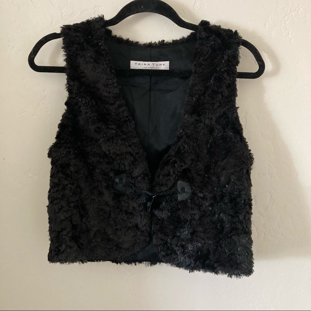 Fur Vest - Picture 2 of 10